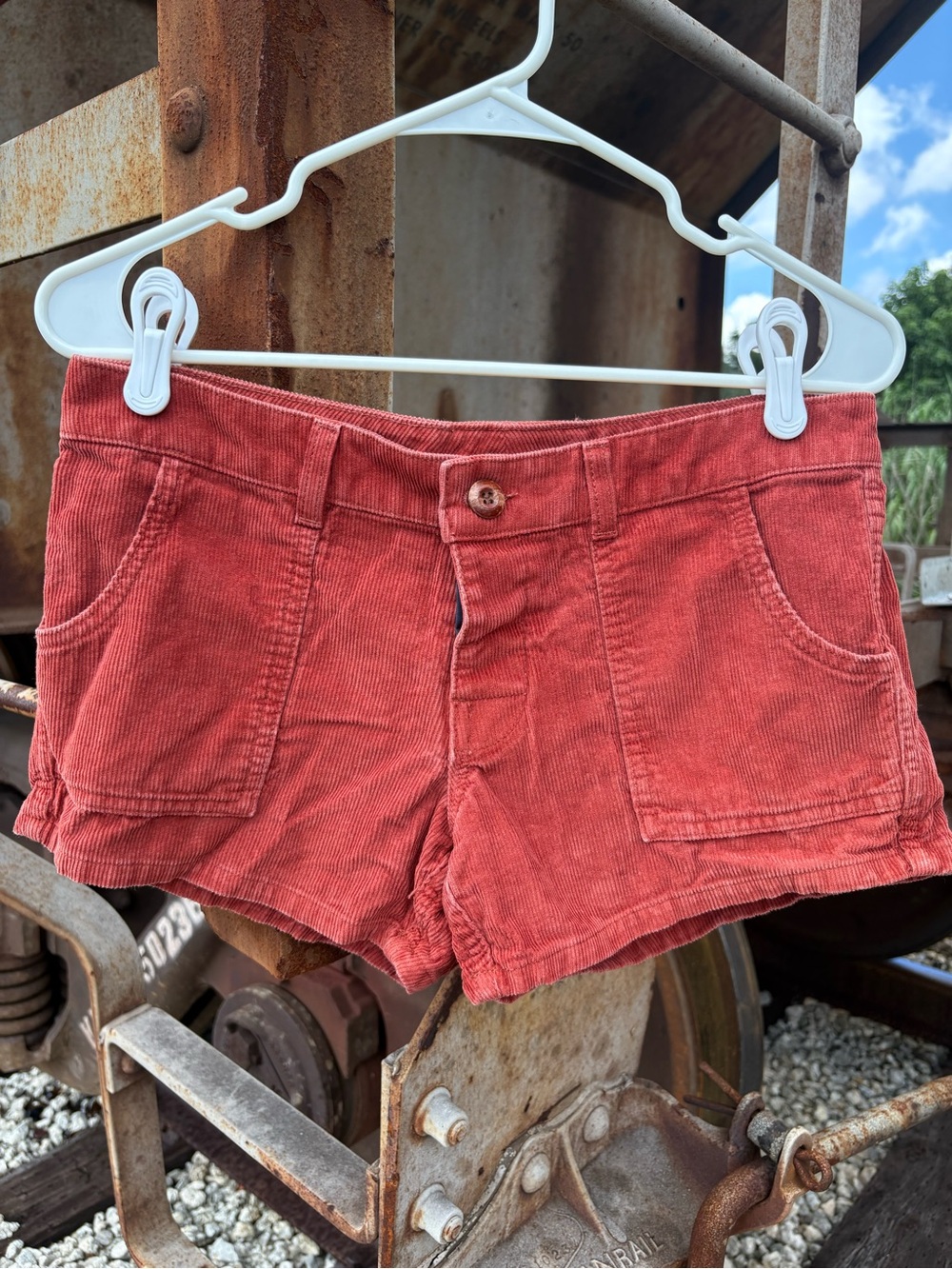 Birdwell Beach Britches Women's Rust Corduroy Chino Shorts 2 Button Fly Pockets